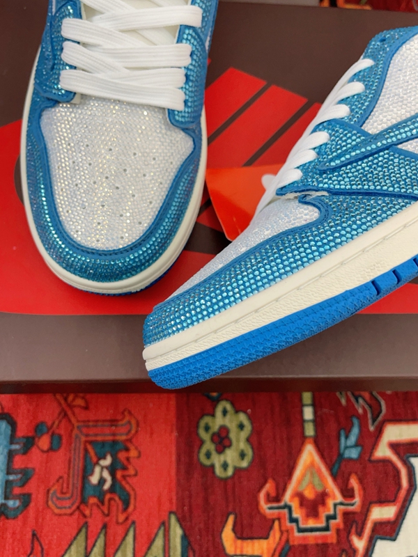 ナイキ靴細部ディテール